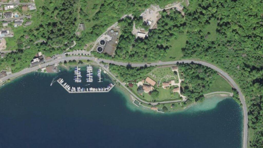 Die Lützelau liegt südlich von Weggis am Vierwaldstättersee.