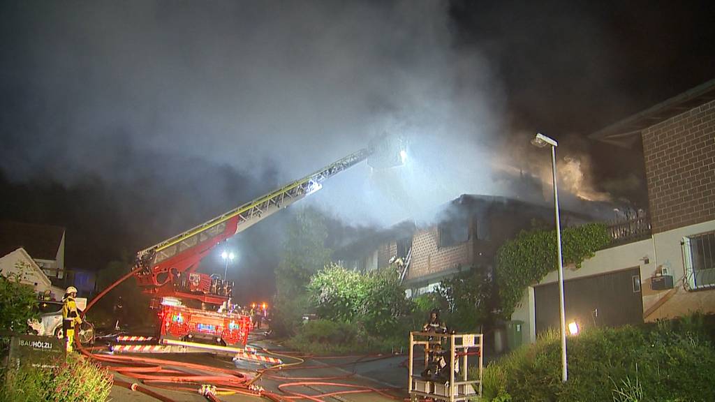 Drama in Jonschwil: Psychiater steckt Haus in Flammen und richtet sich danach selbst