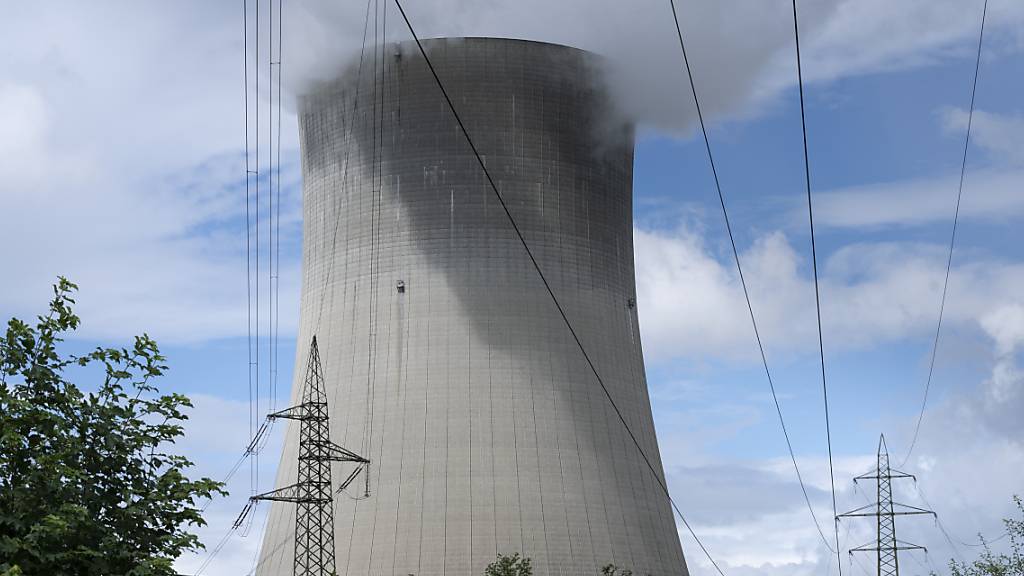 Die britische Regierung erwägt den Bau eines weiteren grossen Atomkraftwerks. Die Regierung in London veröffentlichte am Donnerstag einen Aktionsplan für den «grössten Ausbau der Atomenergie» in dem Land seit 70 Jahren. (Symbolbild)