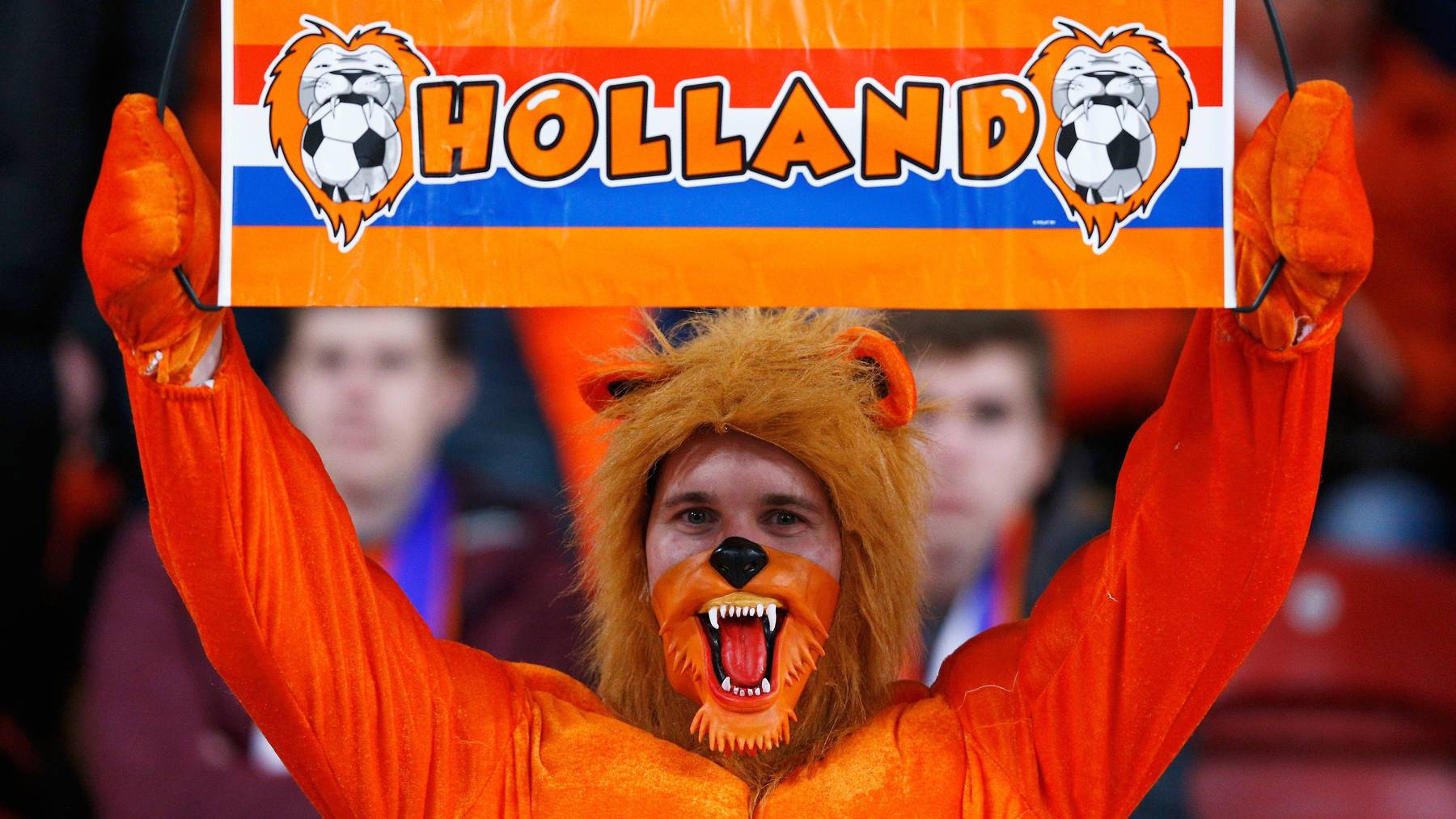 Ein Holland-Fan während des Qualifikationsspiels gegen die Türkei am 28. März in Amsterdam.
