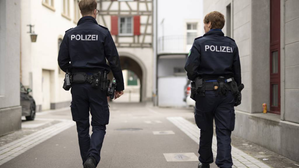 An der Spitze der St. Galler Kantonspolizei sind verschiedene Stellen nicht besetzt. Dies sorgt für Kritik. (Archivbild)