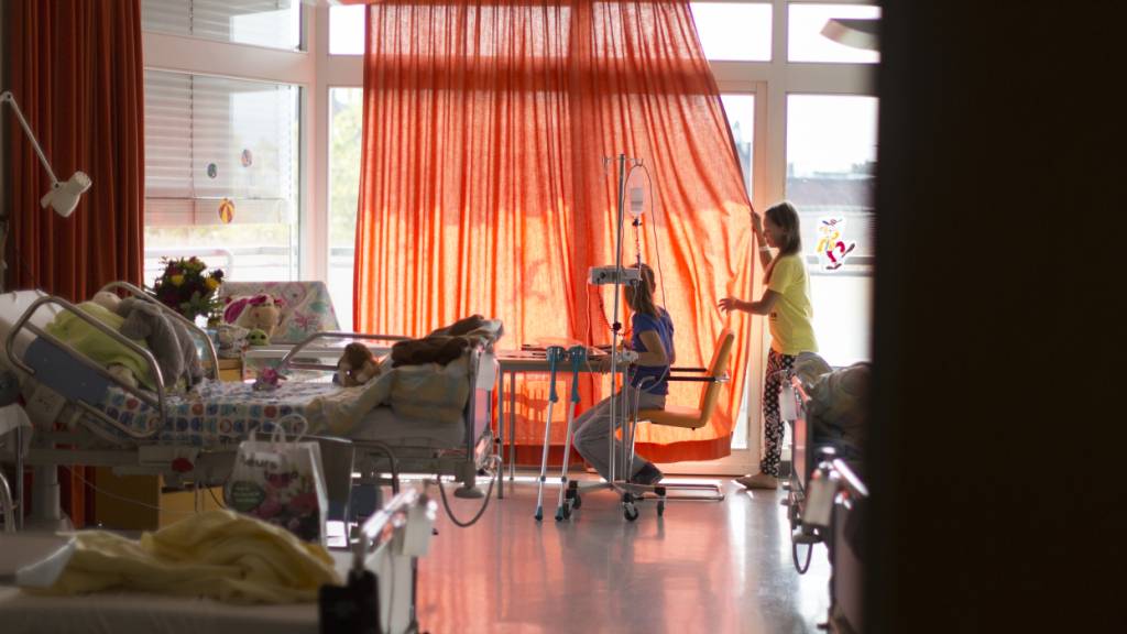 Im Kanton Luzern gibt es mit dem Luzerner Kantonsspital, der Luzerner Psychiatrie und dem Schweizer Paraplegiker-Zentrum drei Spitalschulen. (Symbolbild)
