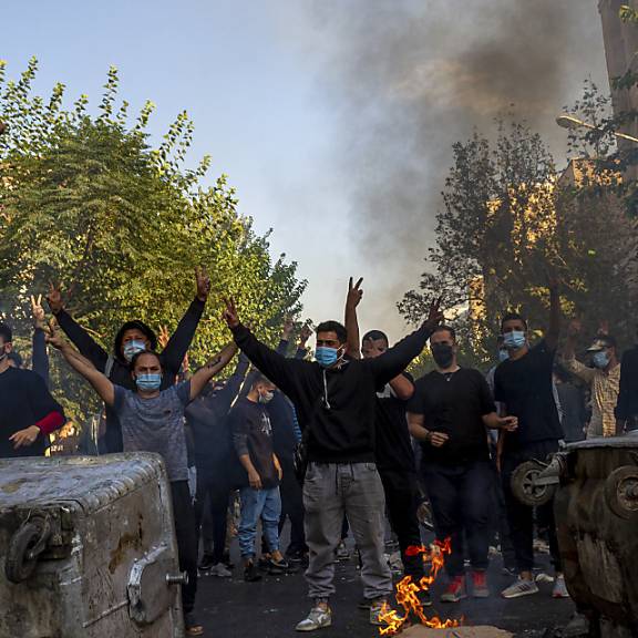 Sicherheitskräfte schiessen auf Demonstranten in Irans Kurdenregion