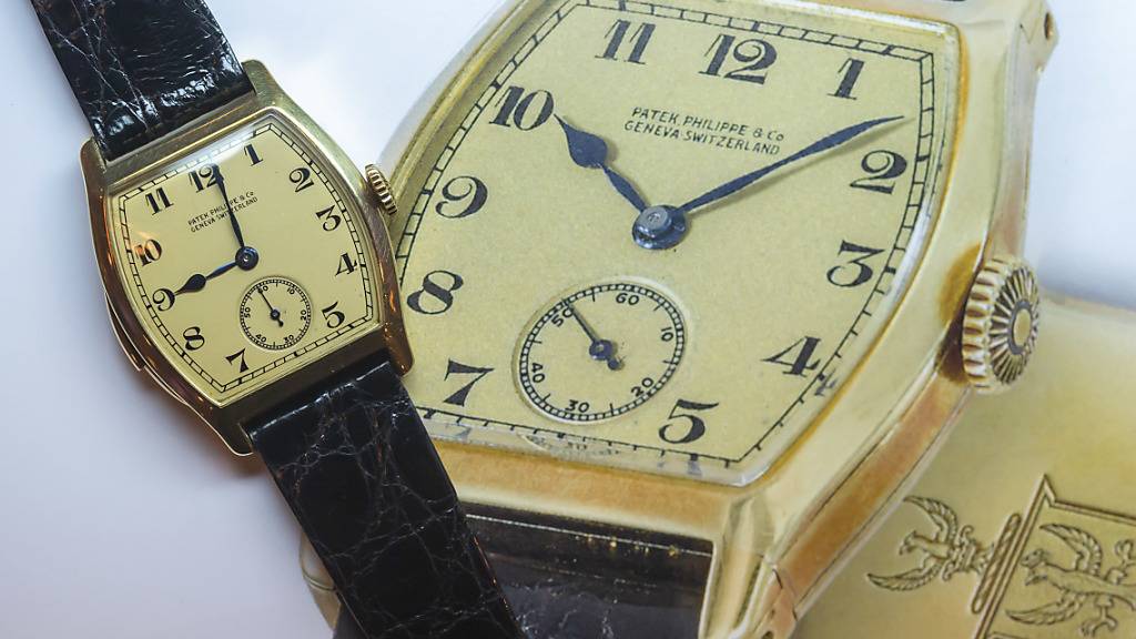 Die Uhrenmesse Baselworld verliert prominente Teilnehmer. Die fünf Uhrenmarken Rolex, Patek Philippe, Chanel, Chopard und Tudor wollen der Basler Veranstaltung den Rücken kehren und in Genf einen eigenen Anlass durchführen. (Archiv)