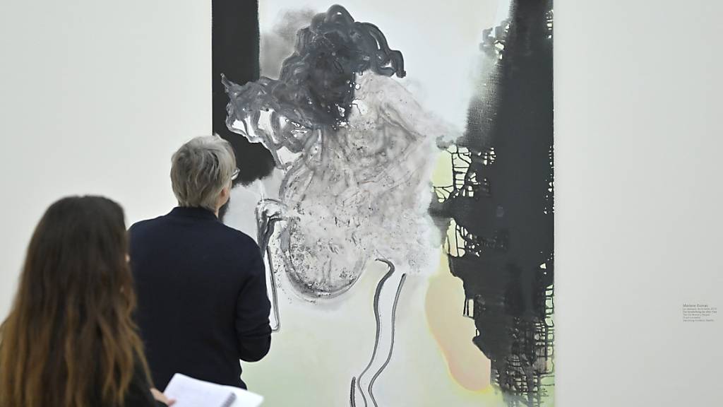 Neu in der Sammlung der Fondation Beyeler:  «Le desespoir de la vieille» (2020) der südafrikanischen Künstlerin Marlene Dumas in der aufgefrischten Sammlungspräsentation.