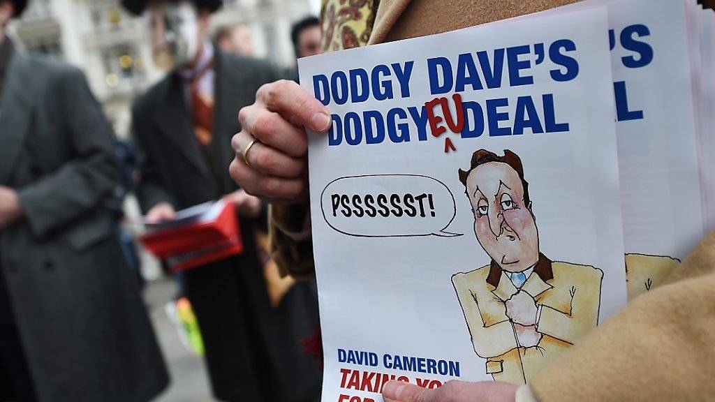 Während der britische Premier David Cameron am Freitag für einen «guten Deal» in Brüssel kämpft, demonstrieren EU-Gegner in London für einen «Brexit».