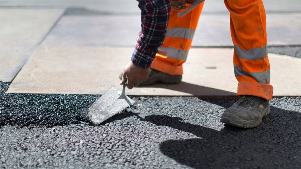 Der Kantonsrat hat am Montag einen Sonderkredit von 37,9 Millionen Franken für den Ausbau der zweiten Etappe der Lammschlucht gutgeheissen. (Symbolbild)