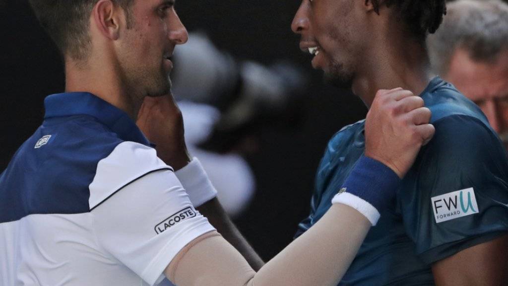 Novak Djokovic und Gaël Monfils waren nach ihrer Partie in der Nachmittashitze von Melbourne sichtlich gezeichnet