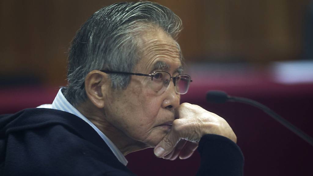Der ehemalige peruanische Staatspräsident Alberto Fujimori ist erneut in ärztlicher Behandlung. (Archivbild)