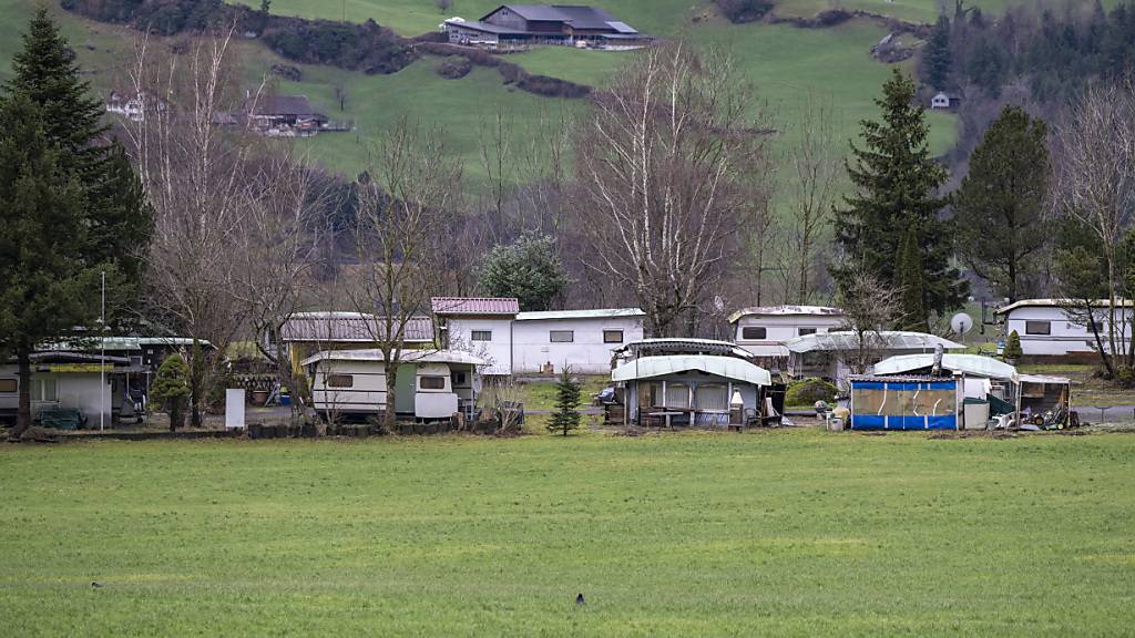 Bund kauft Grundstück für umstrittenes Bundesasylzentrum in Arth SZ