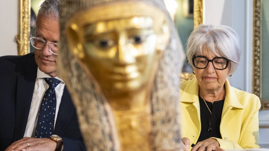 Rund 80 ägyptische Kulturgüter hat die Schweiz seit 2011 bereits zurückgegeben. Mit einer Unterschrift besiegelten Bundesrätin Baume-Schneider und der ägyptische Botschafter Mitte September die Übergabe eines weiteren Kulturartefaktes. (Archivbild)