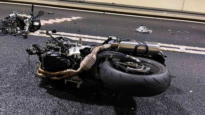 Motorradfahrerin lebensbedrohlich verletzt: Schwerer Unfall in Lungern