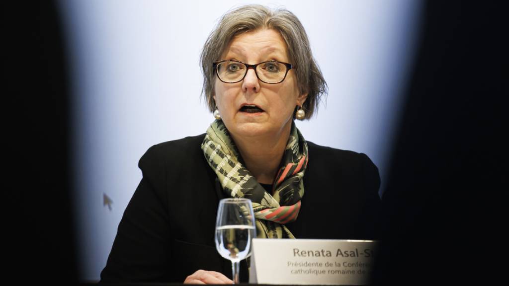 «Ich schliesse nicht aus, dass wir zukünftig den Bischöfen die Geldzahlungen verweigern, sollte sich zu wenig bewegen.», sagte Renata Asal-Steger, Präsidentin der Römisch-Katholischen Zentralkonferenz der Schweiz (RKZ), zur «SonntagsZeitung». (Archivbild)