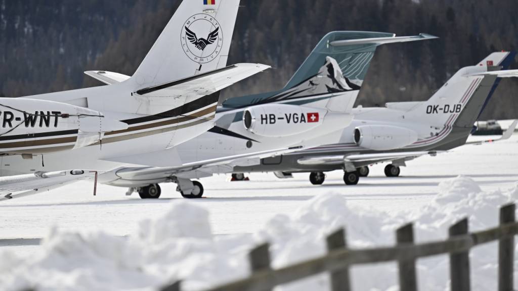 Privatflüge ans WEF in Davos GR nehmen laut Greenpeace zu