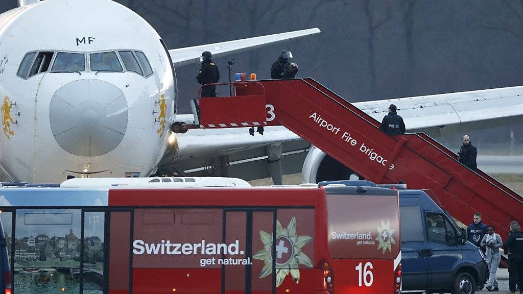 Am 17. Februar 2014 entführte ein Äthiopier eine Maschine der Ethiopian Airlines und landete sie in in Genf. Am Montag wurde er dafür vom Bundesstrafgericht in Bellinzona zu einer stationären Massnahme verurteilt (Archivbild).