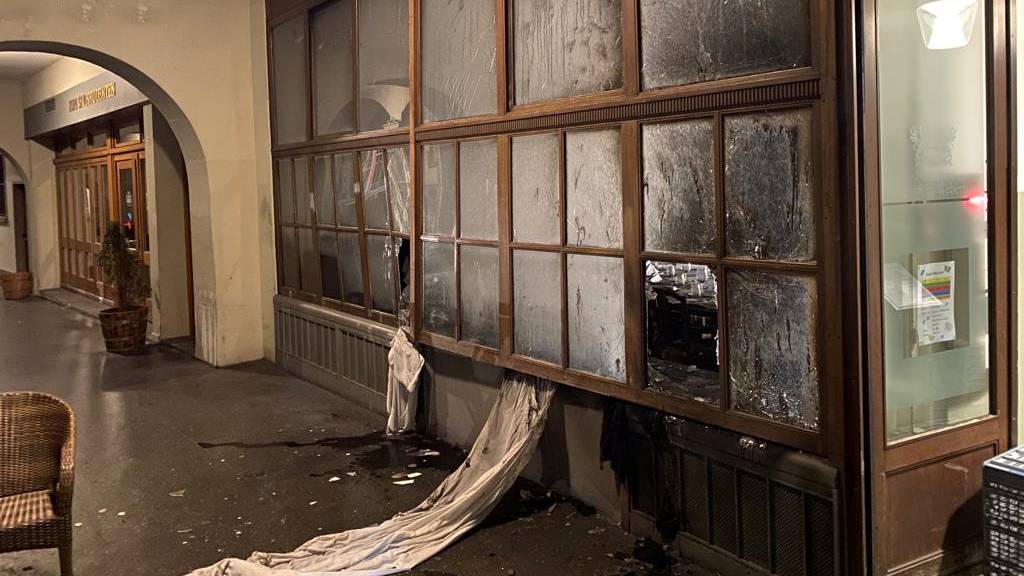 Ein Saal im Parterre des Restaurants in der Postgasse stand in Flammen.