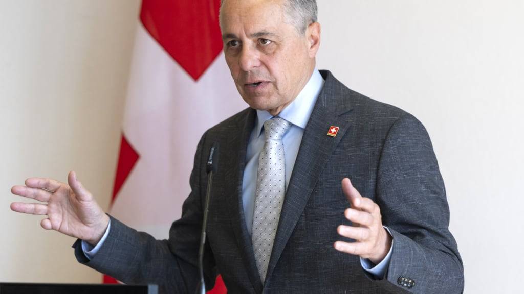 Aussenminister Ignazio Cassis ruft zur Annahme einer Resolution auf, die humanitäre Helfer in Krisengebieten schützen soll. (Archivbild)