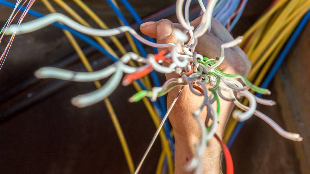 Forschende der ETH Zürich wollen Glasfaserkabel auf den Mond bringen. (Symbolbild)