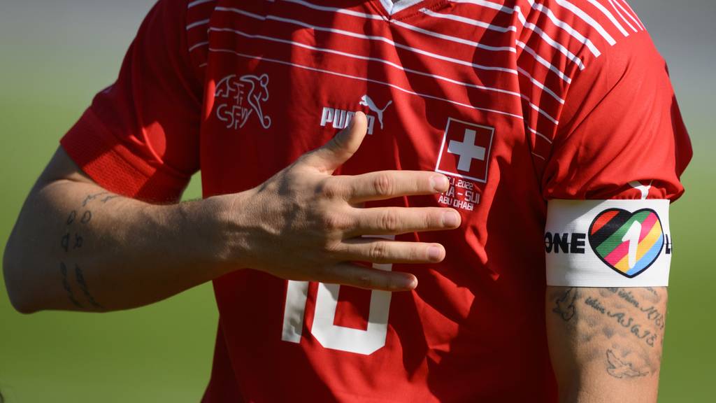 So reagieren Schweizer Sportverbände auf das Verbot der «One Love»-Binde
