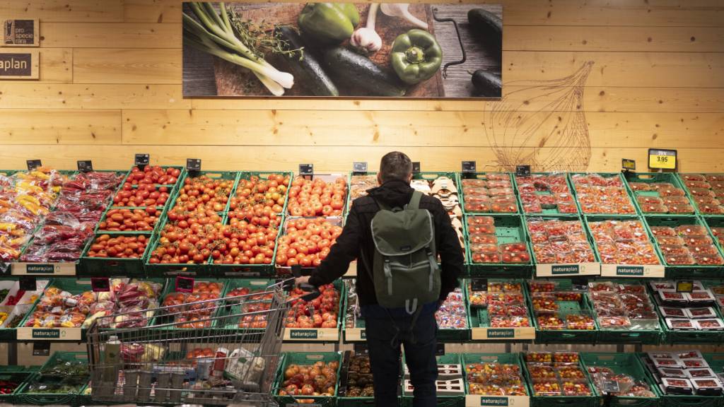 Konsumentenstimmung hat sich im Dezember erneut leicht aufgehellt