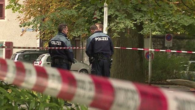 500 Schüler wegen Bombendrohung evakuiert