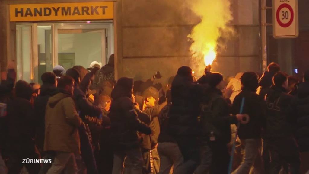 Aufmarsch vor dem Derby: Polizei hält FCZ- und GC-Fans getrennt