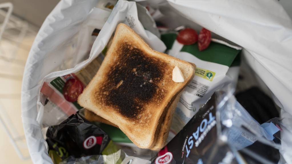 Zwar wurden in der ersten Phase des Aktionsplans gegen Food Waste Fortschritte erzielt, das für 2025 gesetzte Reduktionsziel wurde jedoch nicht erreicht. (Archivbild)