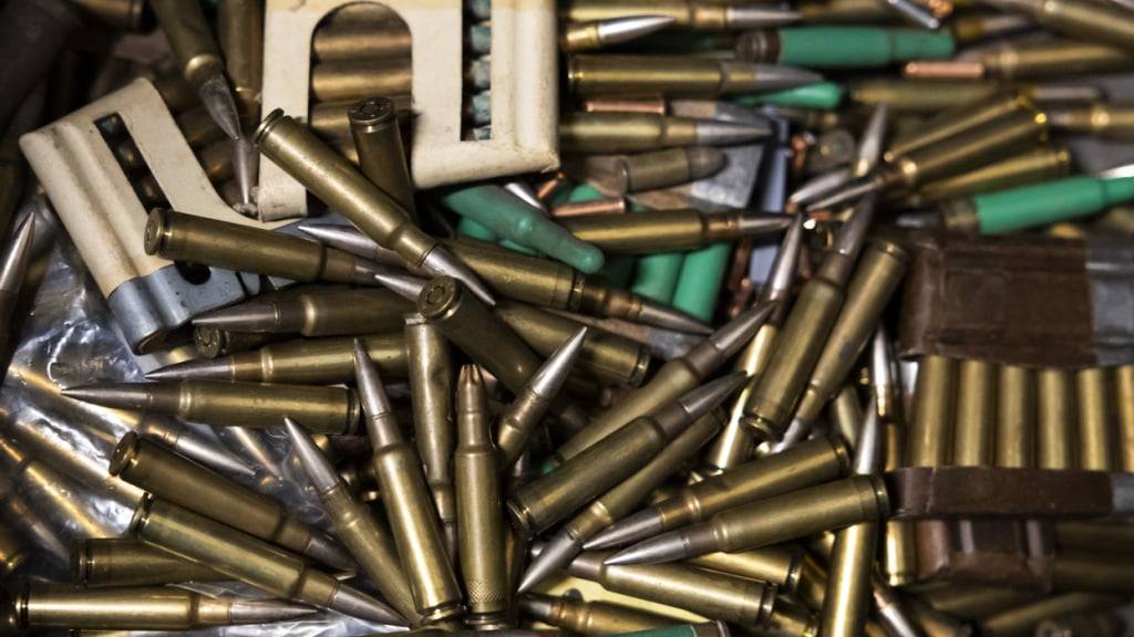 Die zuständige Nationalratskommission befürwortet vom Bundesrat beantragte lockerere Exportregeln für Schweizer Kriegsmaterial. (Themenbild)