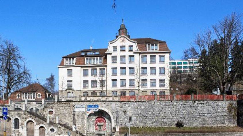 Luzern plant Sanierung des Schulhauses St. Karli