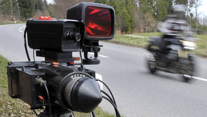 Töff-Rowdy (21) rast mit 152 km/h durch den Thurgau – Festnahme nach Flucht