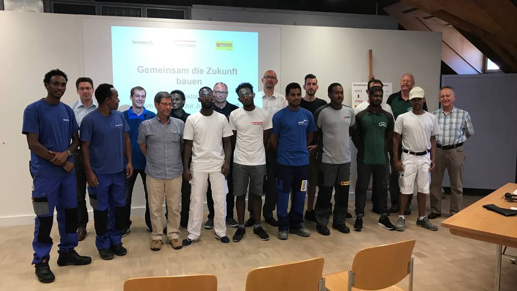 Neun Flüchtlinge starten eine Ausbildung in der Baubranche