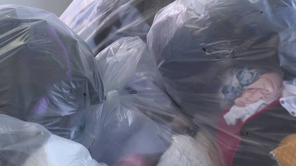 Billigware in Altkleider-Sammelstellen