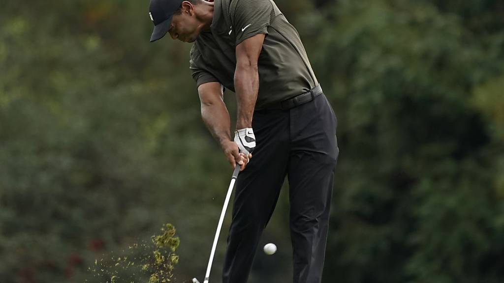 Tiger Woods beherrscht Körper, Schläger und Ball