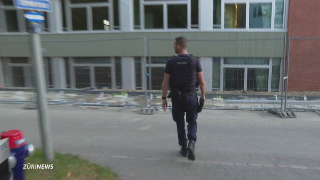 Teenies mit frisierten E-Rollern: Dietiker Polizei fordert strengere Regeln