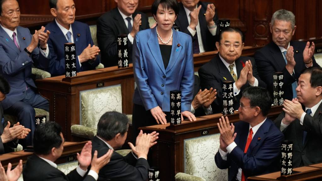 Takaichi zu Japans erster Regierungschefin gewählt
