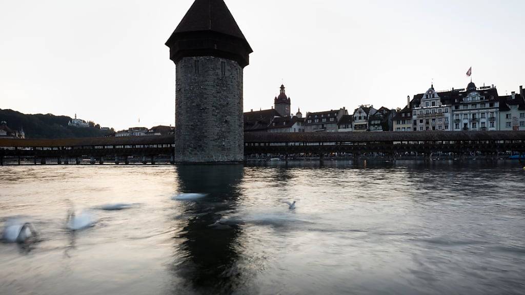 Trotz wiederholt erfreulichen finanziellen Jahresabschlüssen in der Stadt Luzern ist die Prognose für die
kommenden Jahre alles andere als sicher. (Archivbild)