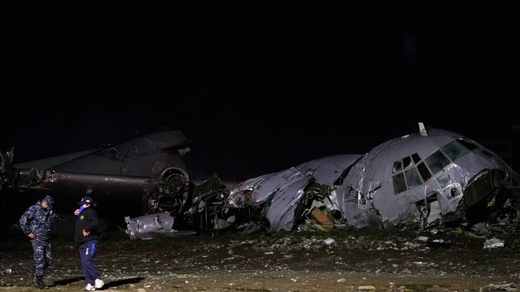 Mindestens 15 Tote bei Flugzeugunglück in Bolivien