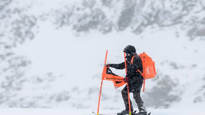 Schneefall verhindert zweites Training in Zermatt/Cervinia