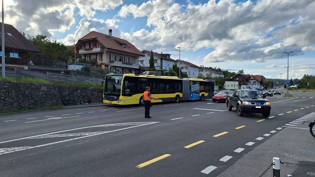 Mann nach Verkehrsunfall zwischen Thun und Spiez schwer verletzt