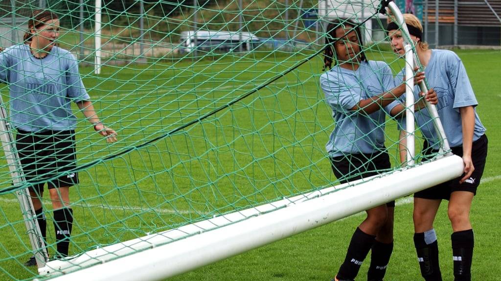 Die Frauenfussball-EM hat für einen nachhaltigen Schub im Frauenfussball gesorgt. Immer mehr Mädchen spielen im Kanton Zürich Fussball. (Archivbild)