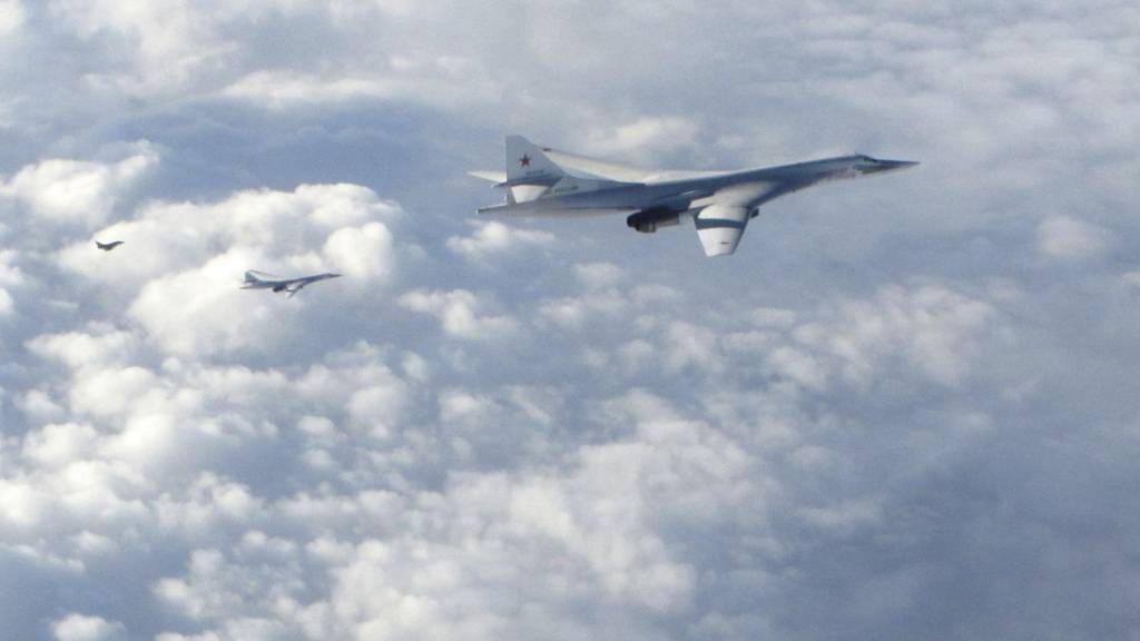 ARCHIV - Nato sichtet ungewöhnlich viele russische Militärflugzeuge. Foto: Royal Air Force/dpa
