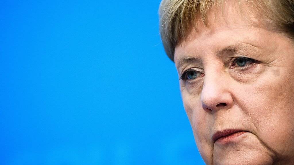 Die CDU steht zum Koalitionsvertrag mit der SPD - das betont die deutsche Kanzlerin Angela Merkel nach der Klausur ihrer Parteispitze.