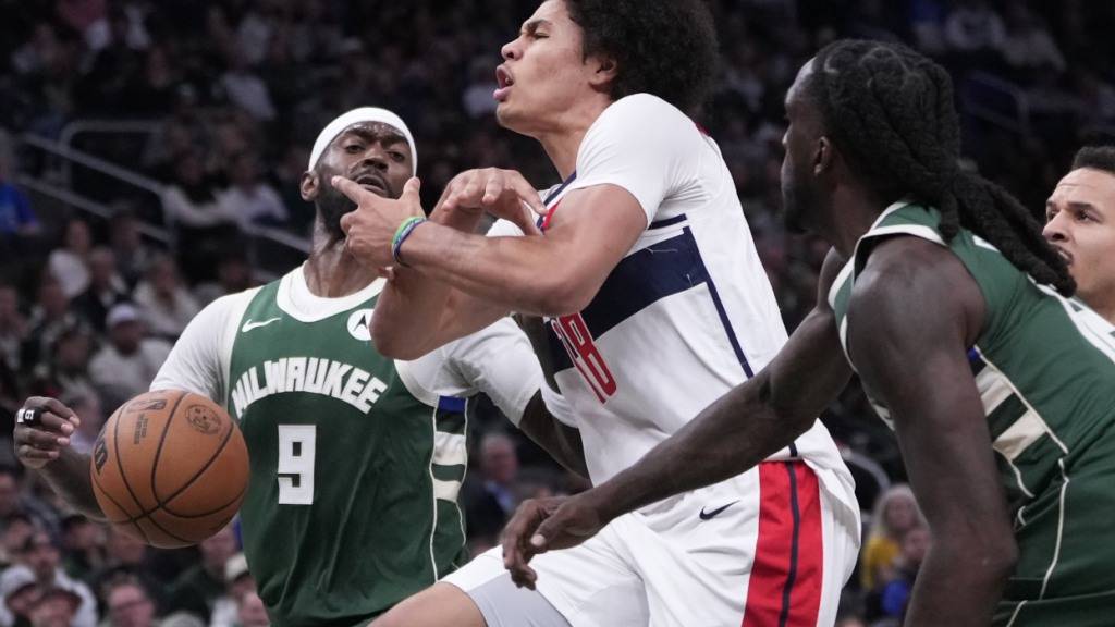 Kyshawn George muss sich mit den Washington Wizards trotz guter Leistung den Milwaukee Bucks geschlagen geben