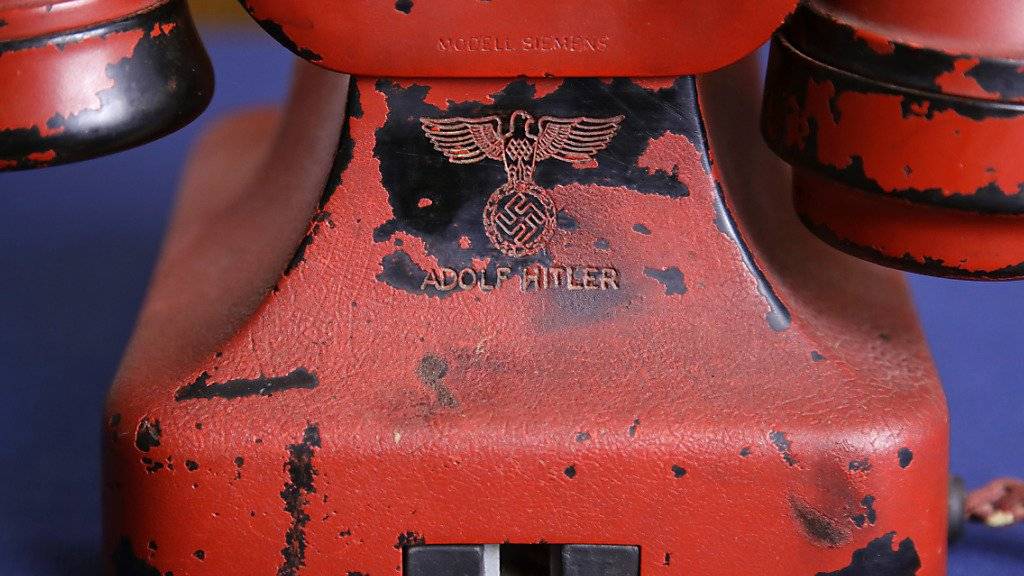 Das Telefon aus Hitlers Führerbunker wurde für 243'000 Dollar versteigert.
