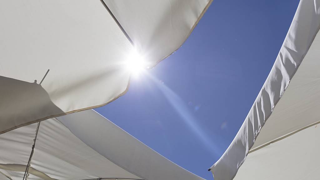 Am Dienstag wurden erneut Temperaturrekorde gebrochen, so etwa in Luzern. (Symbolbild)