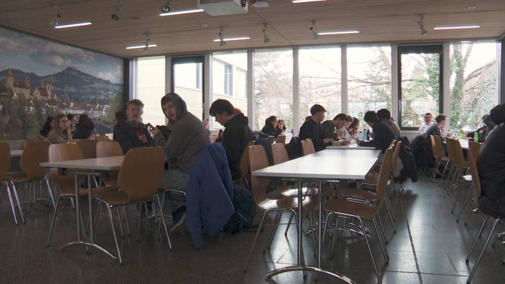 Platzmangel am BWZ Rapperswil-Jona: St.Gallen stimmt über Millionenprojekt ab.