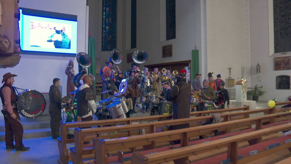 Fasnacht trifft Kirche