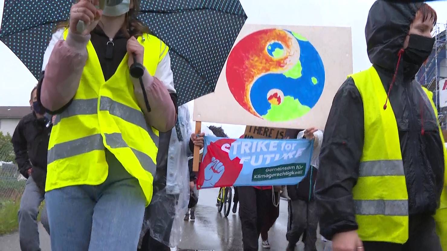 Klima Alarm Klimaaktivisten Versammeln Sich Zu Demos Und Aktionen Telem