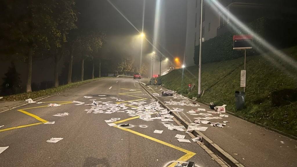 Autofahrer kracht in St. Gallen in Fahrzeug von Zeitungszusteller