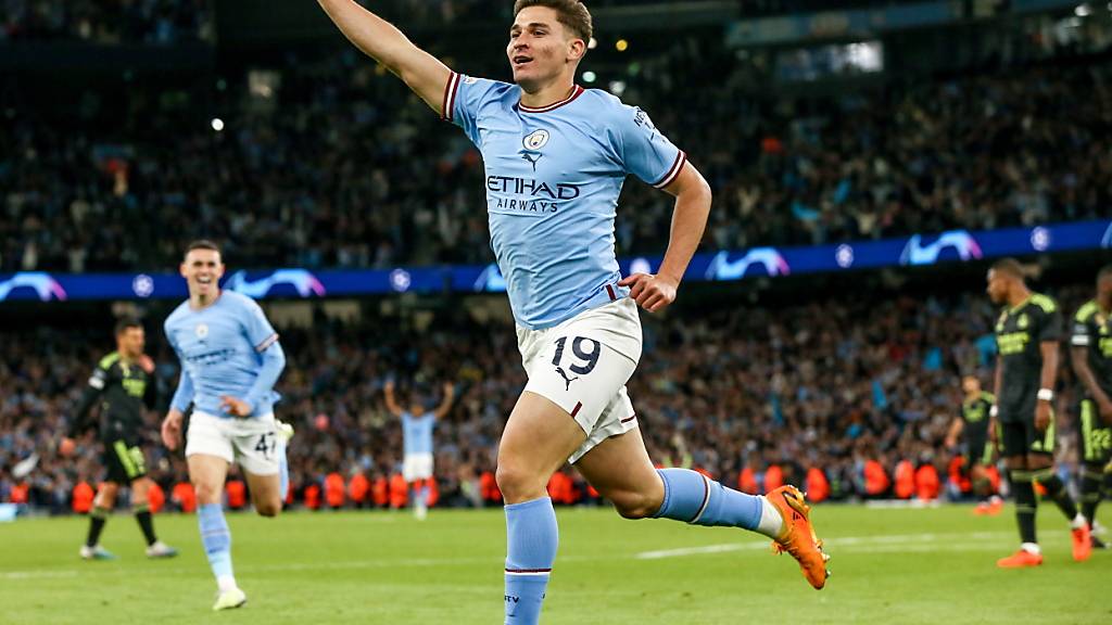 Zieht weiter nach Madrid: Der argentinische Weltmeister Julian Alvarez verlässt Manchester City nach zwei Jahren und schliesst sich Atlético an